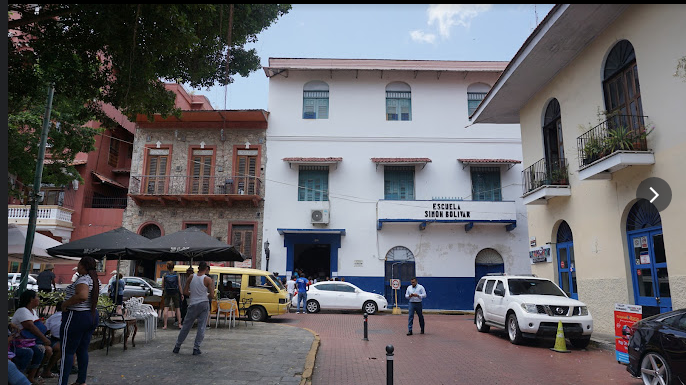 Escuela Simón Bolivar Panamá